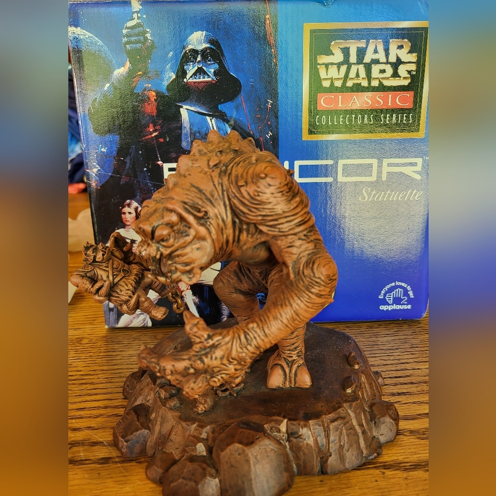 Vintage 1997 Star Wars Rancor Statuette Limited Edition # 889